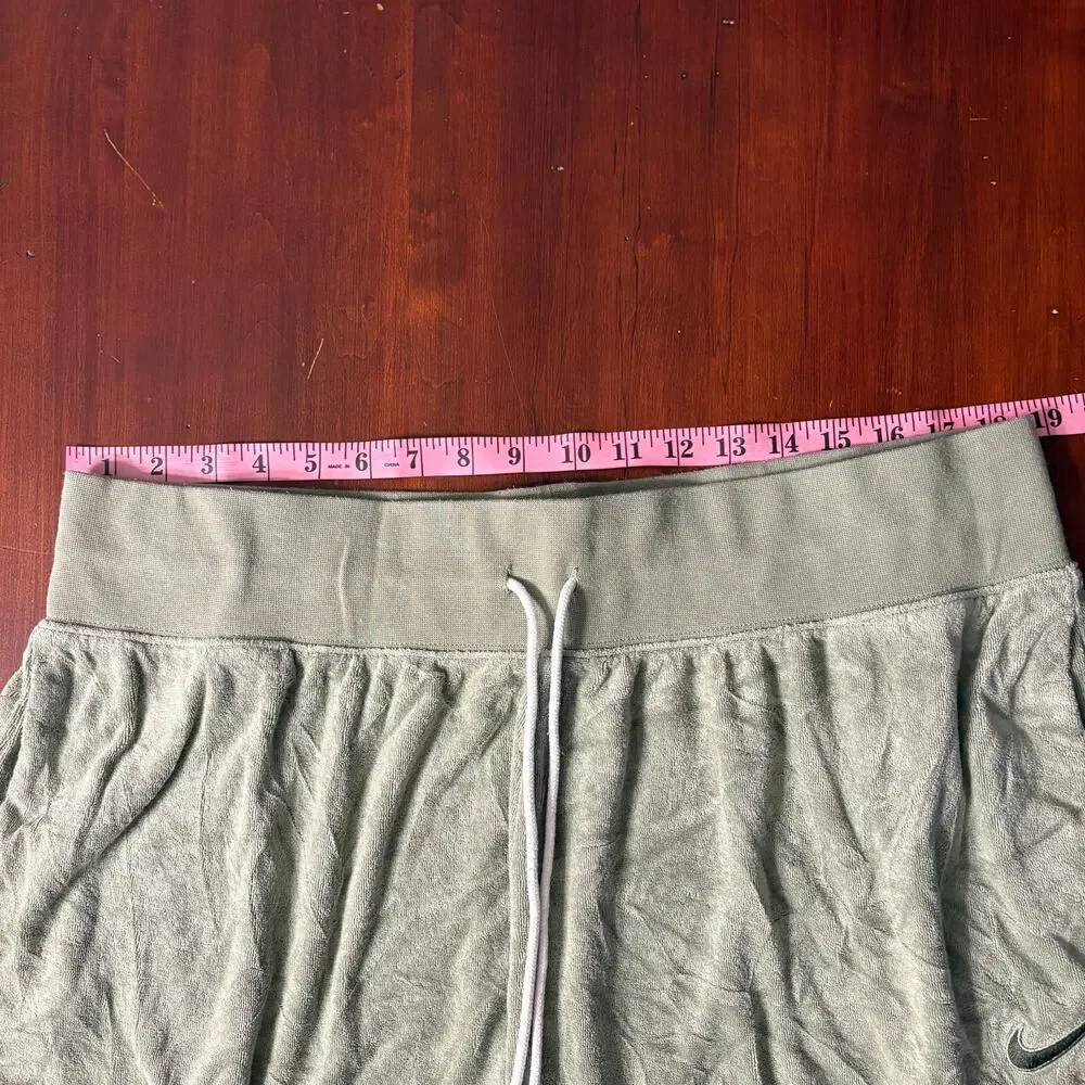 Nike Women's Sportswear Terry Shorts Green Plus 1X Drawstring